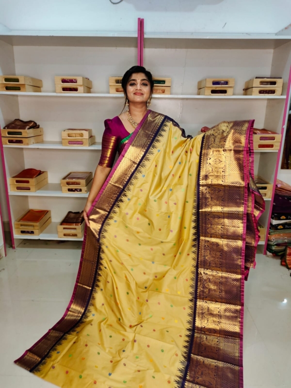 40% offer primeme gadwal silk saree