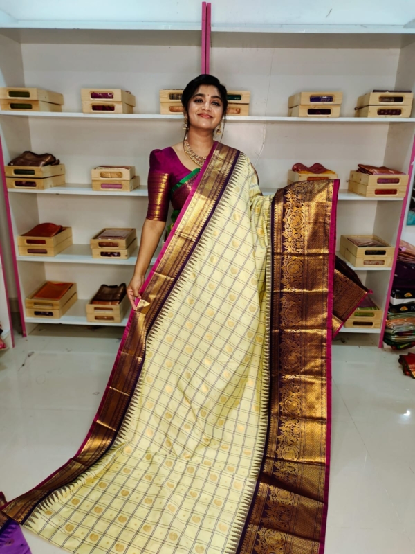 40% offer primeme gadwal silk saree