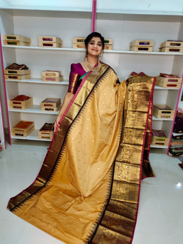 40% offer primeme gadwal silk saree