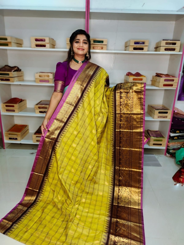 40% offer primeme gadwal silk saree