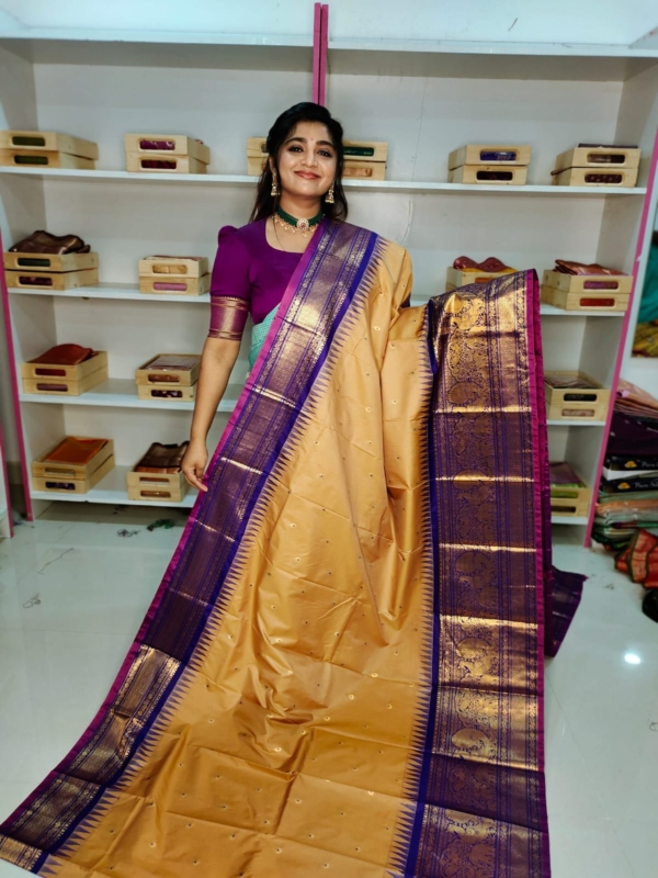 40% offer primeme gadwal silk saree