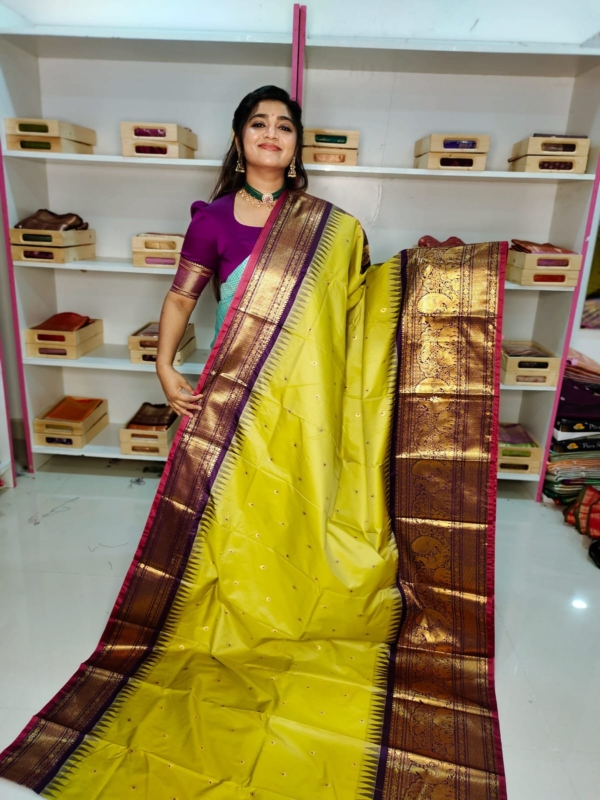 40% offer primeme gadwal silk saree