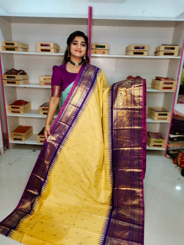 40% offer primeme gadwal silk saree