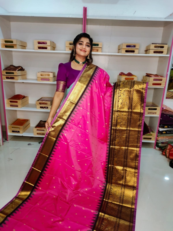 40% offer primeme gadwal silk saree