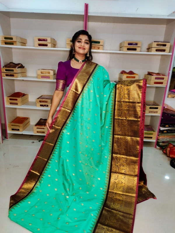 40% offer primeme gadwal silk saree