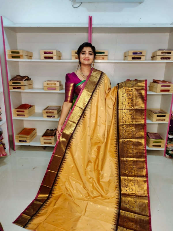 40% offer primeme gadwal silk saree