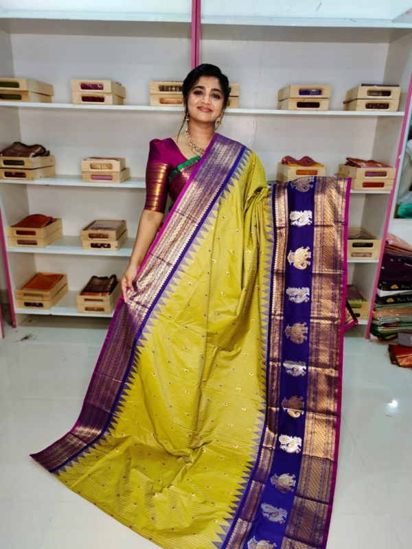 40% offer primeme gadwal silk saree