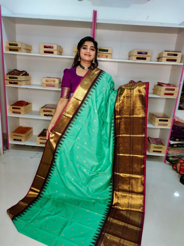40% offer primeme gadwal silk saree
