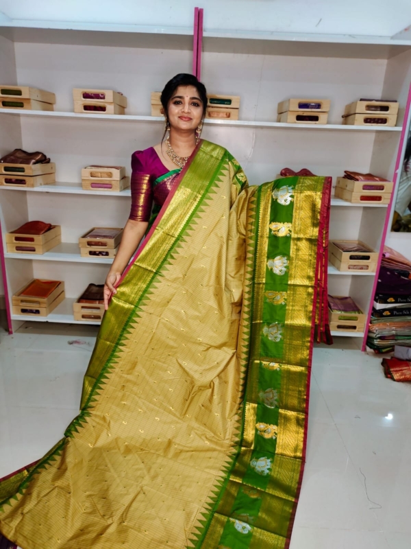 40% offer primeme gadwal silk saree
