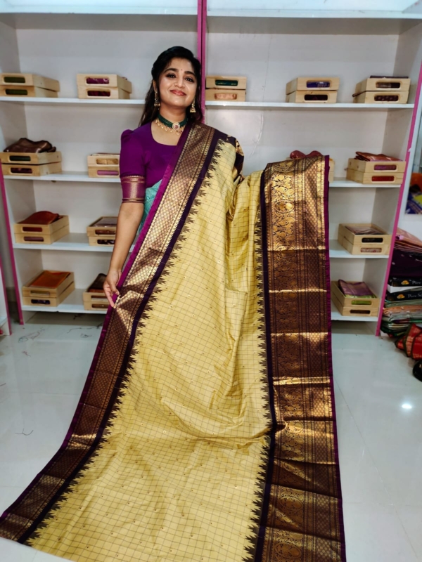 40% offer primeme gadwal silk saree